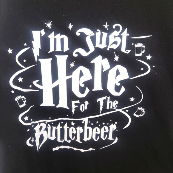Harry Potter "I'm Just Here for the Butterbeer" Wizards Pub Bash Tee - Picture 6 of 6